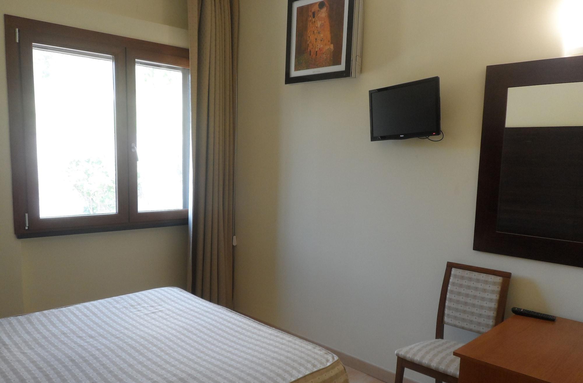 Hotel Diecimare Cava deʼ Tirreni Exterior foto